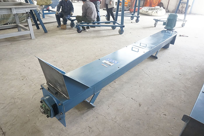 LS400 screw conveyor